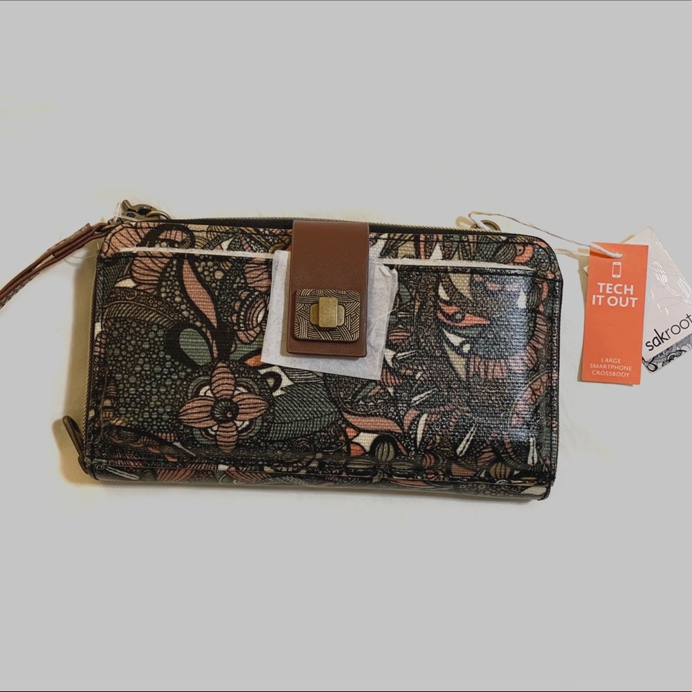 Sienna Spirit Desert Large Crossbody Wristlet